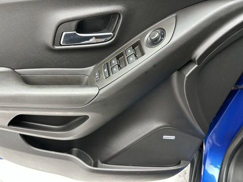 Used 2015 Chevrolet Trax LT w/ LT Sun and Sound Package image 14