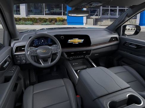 New 2026 Chevrolet Suburban LT w/ Comfort Package image 15