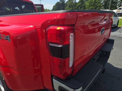 Used 2023 Ford F350 Lariat w/ Lariat Ultimate Package AWD/4WD image 35