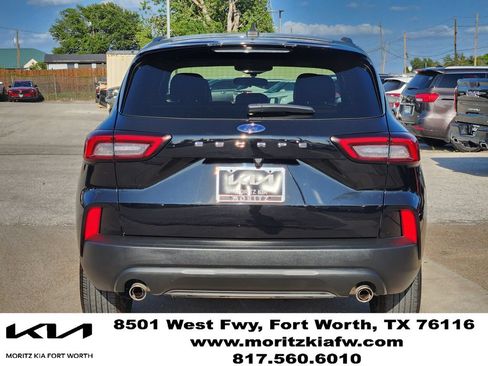 Used 2025 Ford Escape ST-Line FWD image 5