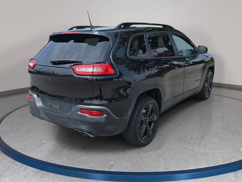 Used 2018 Jeep Cherokee Limited w/ High Altitude Package FWD image 5
