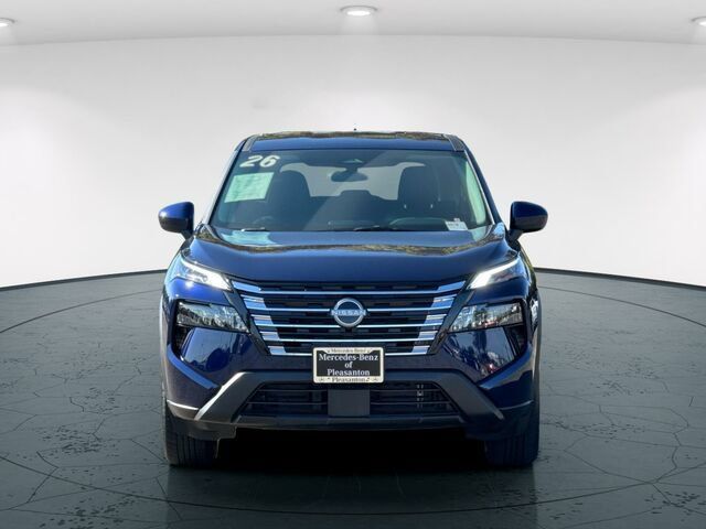 Used 2026 Nissan Rogue SV FWD image 10