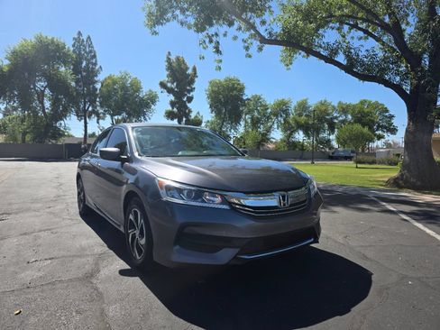 Used 2017 Honda Accord LX image 1