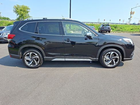 Certified 2024 Subaru Forester Touring AWD/4WD image 9