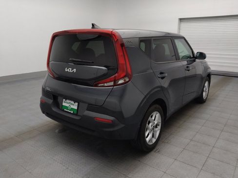 Used 2022 Kia Soul LX w/ Technology Package FWD image 9