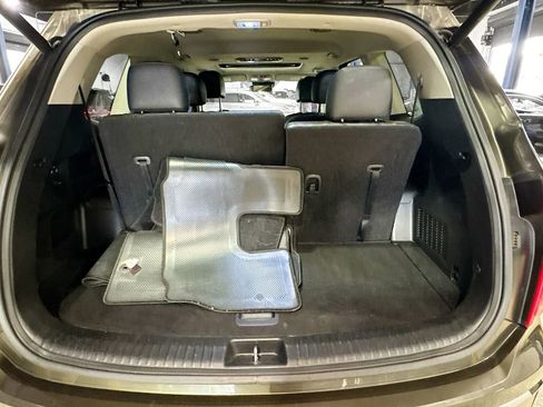 Used 2025 Kia Telluride S image 28