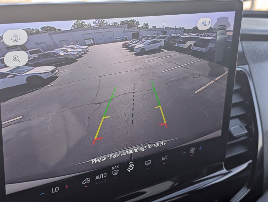 Certified 2024 Ford Transit 350 XLT RWD image 23