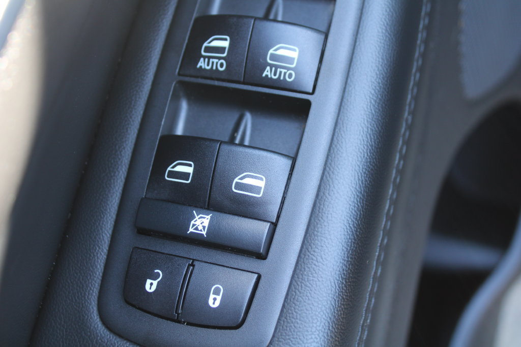 Used 2020 Jeep Grand Cherokee Limited w/ Luxury Group II AWD/4WD image 20