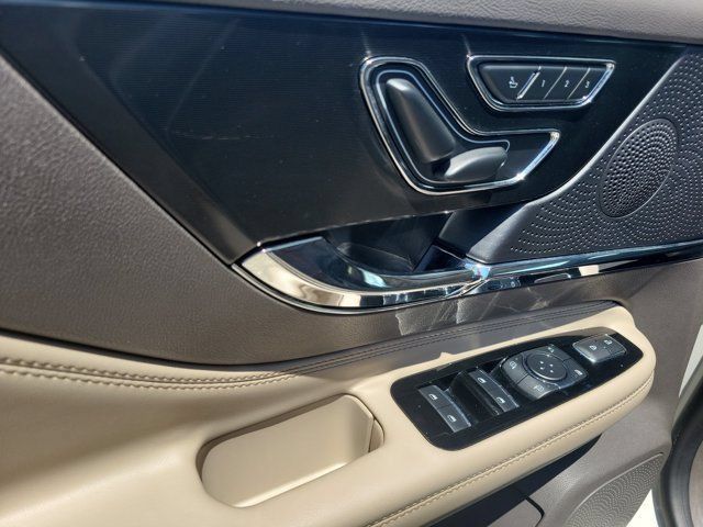 Certified 2023 Lincoln Corsair FWD image 22