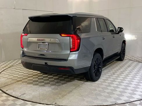 Used 2023 GMC Yukon SLE w/ Gmc Pro Safety Plus Package AWD/4WD image 17