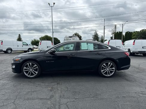 Certified 2022 Chevrolet Malibu LT FWD image 2