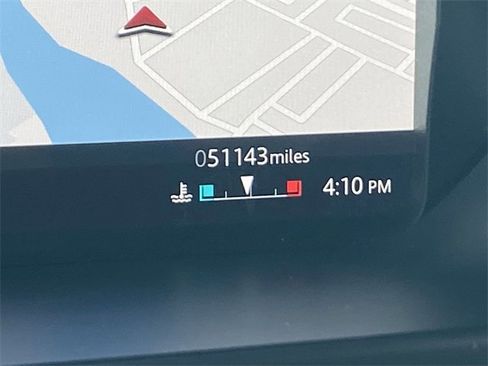 Used 2021 Land Rover Defender 110 SE image 12