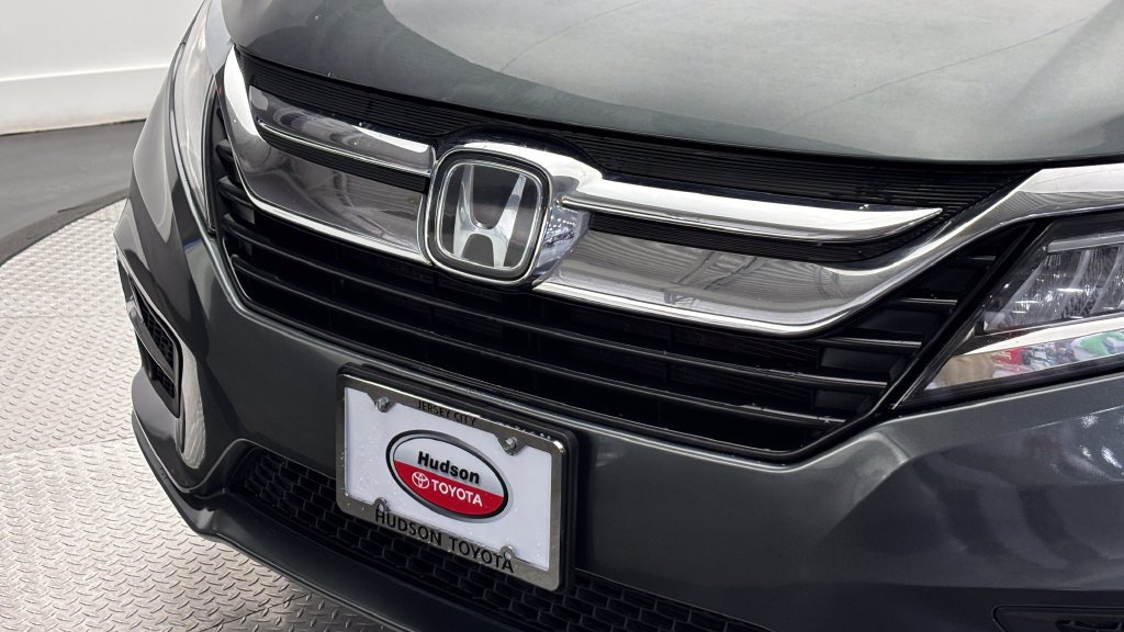 Used 2019 Honda Odyssey Touring image 2
