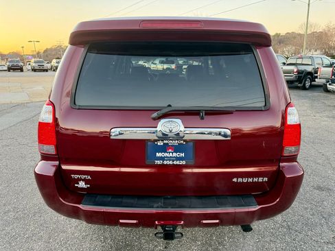 Used 2009 Toyota 4Runner SR5 image 4