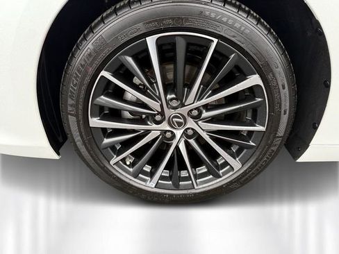 Certified 2024 Lexus ES 350 w/ Premium Package image 9