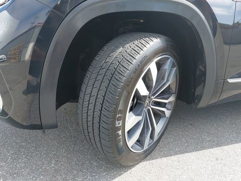 Used 2022 Volkswagen Atlas SEL Premium AWD/4WD image 36
