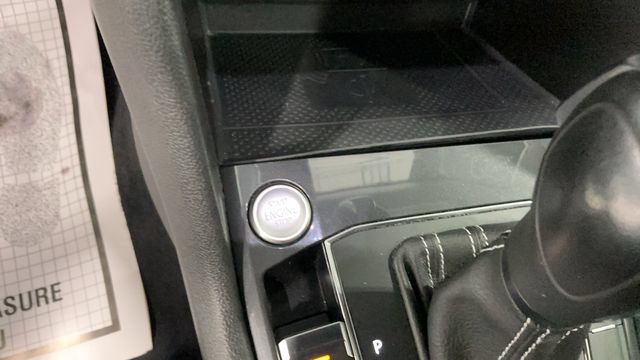 Certified 2021 Volkswagen Tiguan SEL AWD/4WD image 21