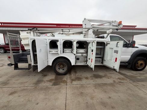 Used 2012 Ford F550 2WD Regular Cab Super Duty w/ PWR Equipment Group image 9