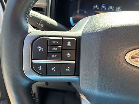 Used 2024 Ford F350 Lariat w/ Lariat Ultimate Package AWD/4WD image 23