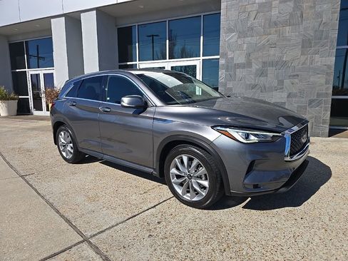 Used 2021 INFINITI QX50 Pure image 2