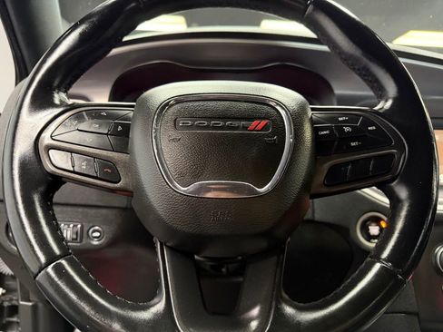 Used 2022 Dodge Charger SXT RWD image 22