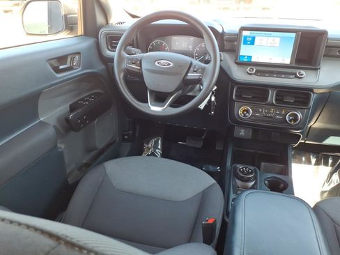 Used 2022 Ford Maverick XL image 4