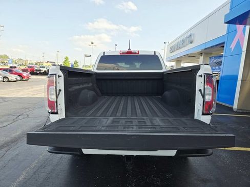 Used 2022 GMC Canyon Elevation Standard w/ Convenience Package AWD/4WD image 11