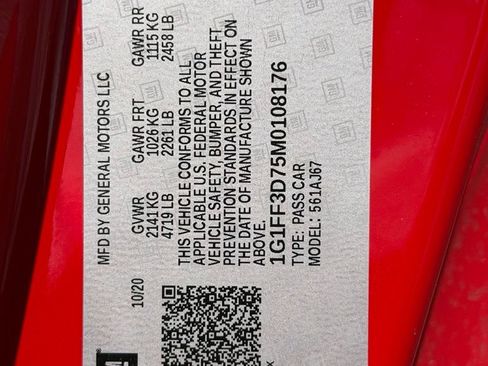 Used 2021 Chevrolet Camaro SS RWD image 22