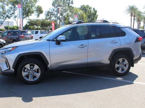 Certified 2025 Toyota RAV4 XLE FWD image 6
