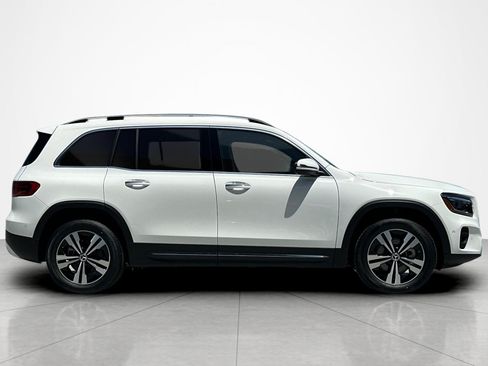 New 2025 Mercedes-Benz GLB 250 4MATIC image 6