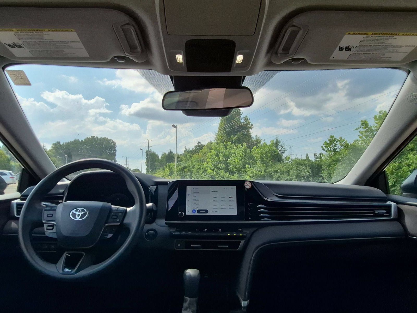 Used 2025 Toyota Camry LE FWD image 27