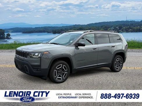 Used 2026 Jeep Cherokee Laredo AWD/4WD image 7