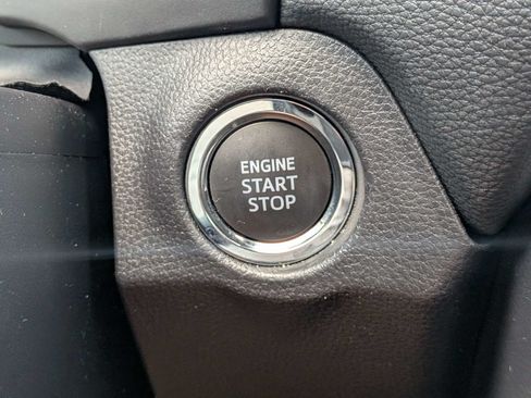 Used 2025 Toyota RAV4 XLE w/ Convenience Package FWD image 27
