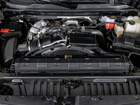 Used 2024 Chevrolet Silverado 2500 High Country w/ High Country Premium Package image 52