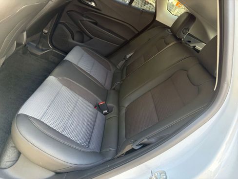 Used 2025 Chevrolet Trax LT image 20