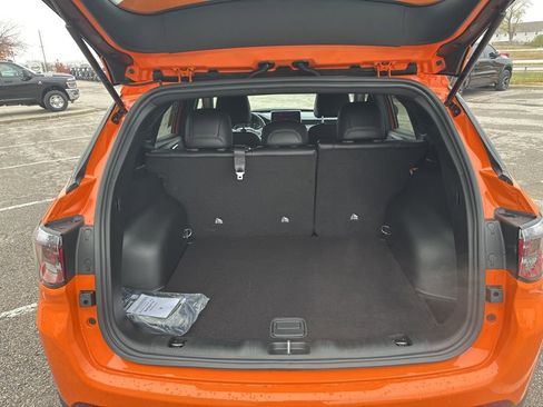 New 2026 Jeep Compass Latitude image 39