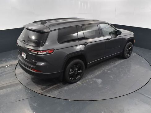 New 2025 Jeep Grand Cherokee L Limited w/ Black Appearance Package image 48