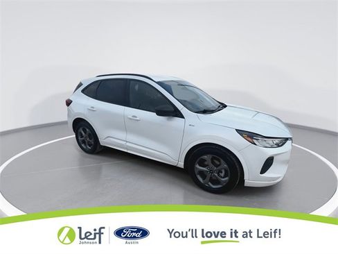Certified 2023 Ford Escape ST-Line image 2