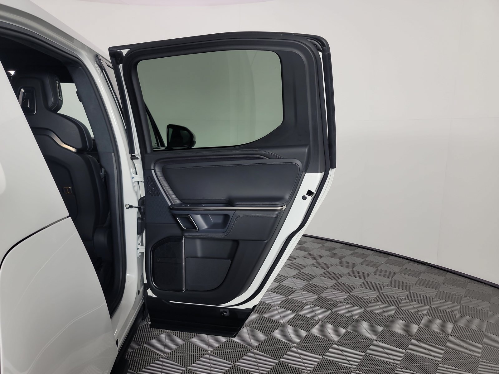 Used 2023 Rivian R1T Adventure Quad AWD/4WD image 19