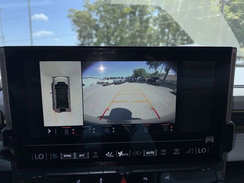 Used 2025 GMC Hummer EV 3X w/ LPO, Dark Essentials Package AWD/4WD image 21