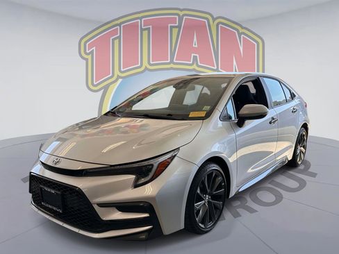 Certified 2025 Toyota Corolla SE FWD image 1