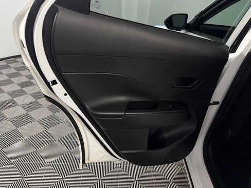 Used 2024 Hyundai Kona SEL FWD image 28