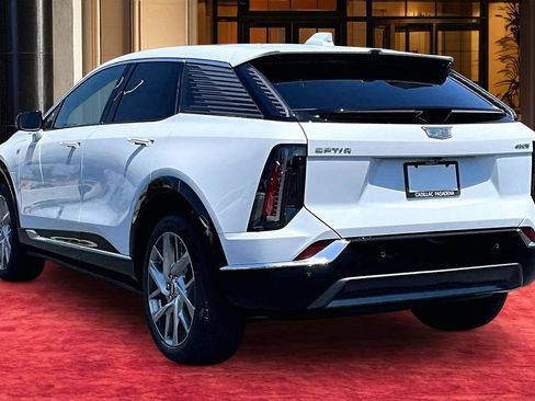 New 2026 Cadillac Optiq Luxury 1 RWD image 4