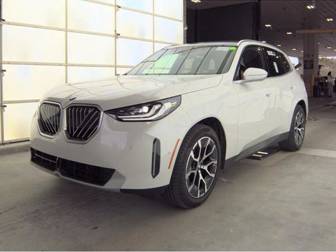 Used 2025 BMW X3 xDrive30i image 1