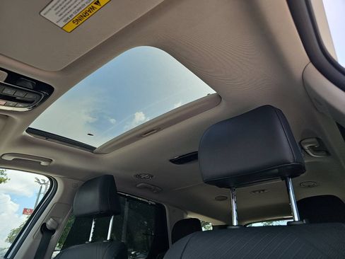 Used 2025 Hyundai Palisade SEL FWD image 30
