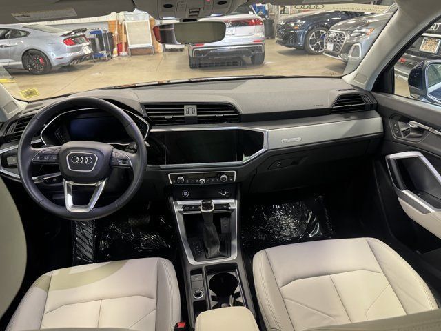 Certified 2023 Audi Q3 2.0T Premium w/ Convenience Package AWD/4WD image 13