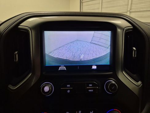 Used 2019 Chevrolet Silverado 1500 LT w/ Texas Edition image 15