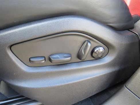 Used 2024 Porsche Cayenne S image 19