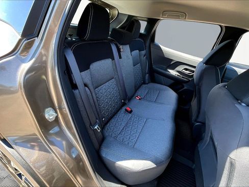 New 2026 Nissan Kicks SV AWD/4WD image 19