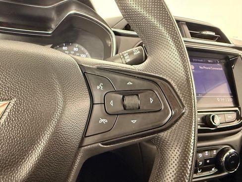 Used 2022 Chevrolet TrailBlazer LT w/ Sun and Liftgate Package FWD image 35